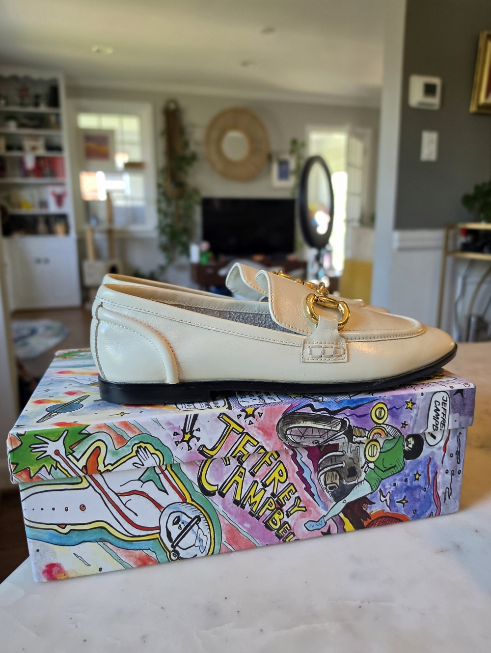 Jeffrey Campbell Ivory Velviteen Horsebit Gold Loafer Size 8 - Picture 3 of 7
